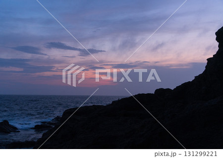 江の島の夕暮れと海の風景 江の島の夕暮れと海の風景 131299221