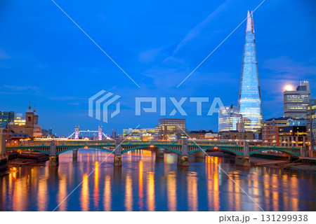 London skyline sunset on Thames river London skyline sunset on Thames river 131299938