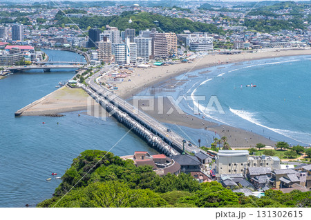 Aerial view of beach with bridge and cityscape in coastal town at Enoshima, Kamakura, Kanagawa, Japan 131302615