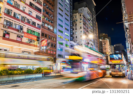 香港 夜のネイザンロード ※一部ソフトフォーカス 香港 夜のネイザンロード ※一部ソフトフォーカス 131303251