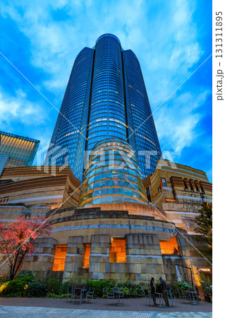 東京 港区 六本木ヒルズの夕景 東京 港区 六本木ヒルズの夕景 131311895