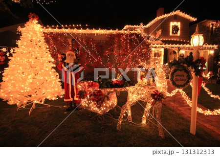 USカリフォルニアSan Carlos豪華クリスマスライトデコレーション USカリフォルニアSan Carlos豪華クリスマスライトデコレーション 131312313