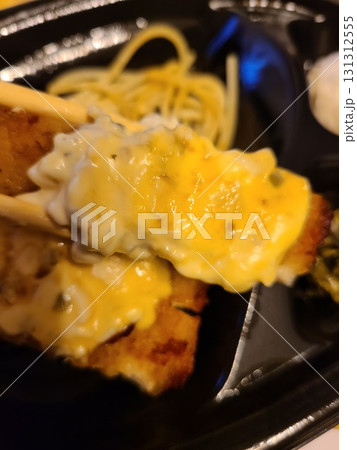 大手チェーンのチキン南蛮弁当 大手チェーンのチキン南蛮弁当 131312555