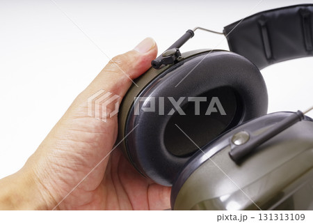 うるさい音から耳を守るイヤーマフ 131313109