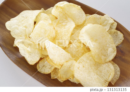 美味しそうなポテトチップス 美味しそうなポテトチップス 131313135
