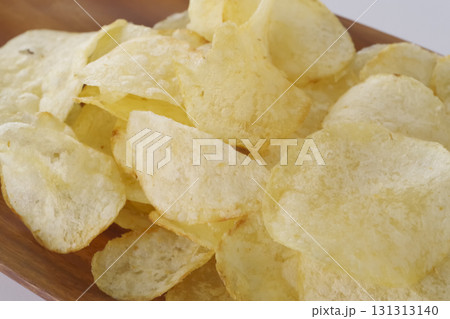 美味しそうなポテトチップス 美味しそうなポテトチップス 131313140