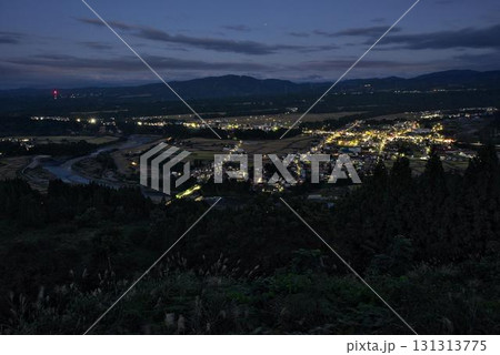 河岸段丘の展望台からの夜景 河岸段丘の展望台からの夜景 131313775