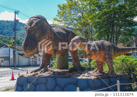 恐竜親子のモニュメント 恐竜親子のモニュメント 131313874