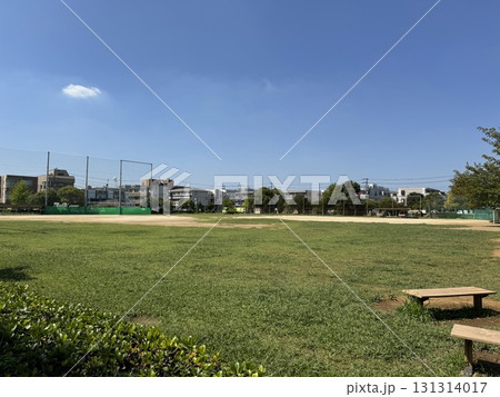 晴れた日の公園 131314017