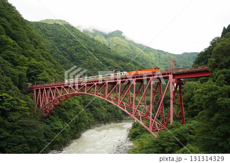 富山県　黒部渓谷 131314329