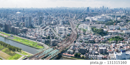 空撮「東京都」荒川上空からか赤羽方向を撮影　パノラマ 131315160