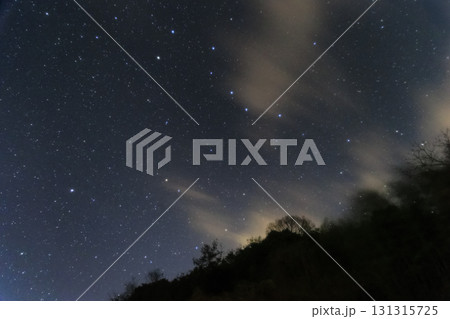 冬の星景色　昇る北斗七星 131315725