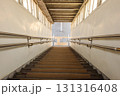 長い階段 131316408