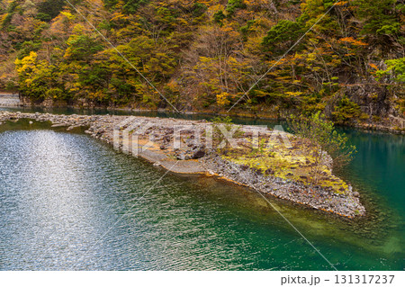 静岡県 寸又峡の秋景色 静岡県 寸又峡の秋景色 131317237