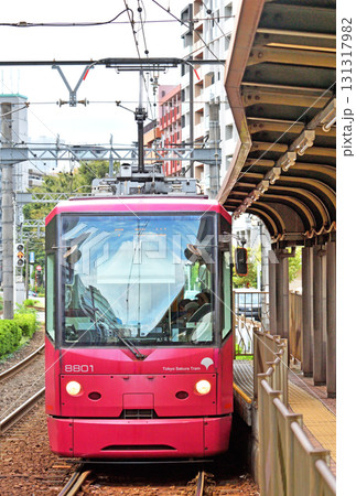 都電 荒川線 (東京さくらトラム) 8800形 (8801) 都電 荒川線 (東京さくらトラム) 8800形 (8801) 131317982