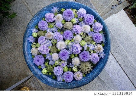 カーネーション・紫色の花手水 カーネーション・紫色の花手水 131319914