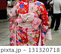 【東京・浅草寺】仲見世通りの和服姿 131320718