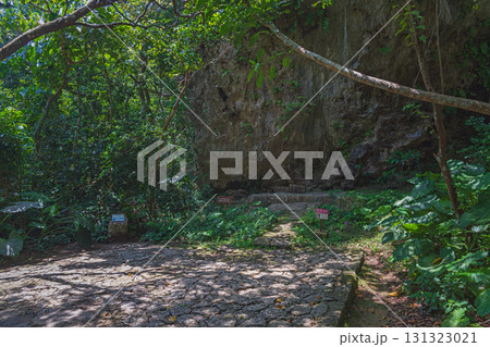 沖縄 斎場御嶽 大庫理 131323021