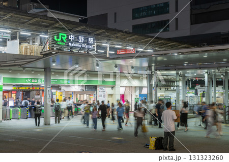 《東京都》中野駅前・都市風景 《東京都》中野駅前・都市風景 131323260
