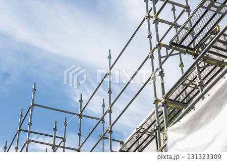 足場 青空 足場 青空 131323309
