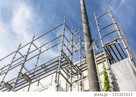 足場　青空 131323313