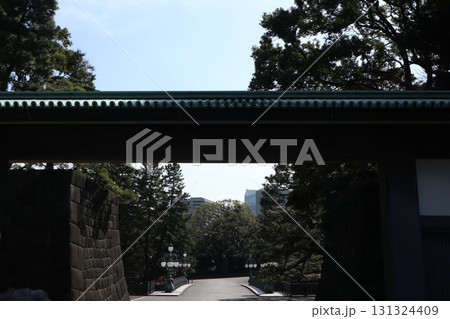 皇居 中門 皇居 中門 131324409