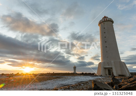 アークラネースの街並みと港 アイスランドの漁村風景 アークラネースの街並みと港 アイスランドの漁村風景 131325048