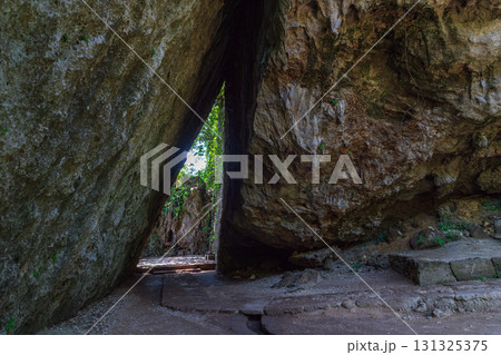 沖縄 斎場御嶽 三庫理 沖縄 斎場御嶽 三庫理 131325375