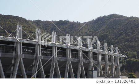 伊勢陸上競技場 131326403