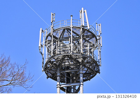 通信イメージ（電波塔:基地局） 131326410