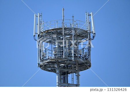 通信イメージ（電波塔:基地局） 131326426