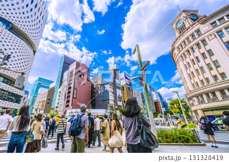 日本の東京都市景観9月24日。東京・銀座。セイコーハウス銀座などを望む 131328419