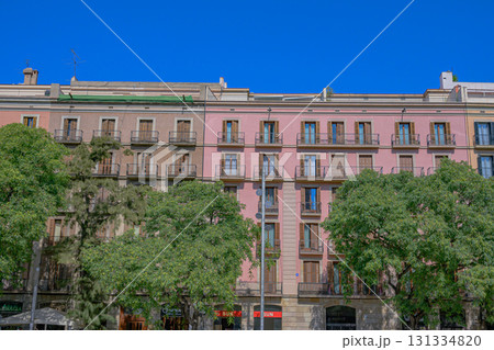 バルセロナ、街並み、歴史ある、真夏、スペイン 131334820