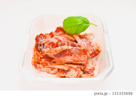 焼肉用味付け肉 牛バラ肉 焼肉用味付け肉 牛バラ肉 131335698