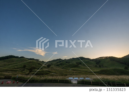 日本の兵庫県の砥峰高原の美しい自然の風景 131335823