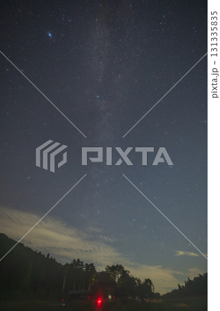 日本の兵庫県の砥峰高原の美しい自然の風景 日本の兵庫県の砥峰高原の美しい自然の風景 131335835