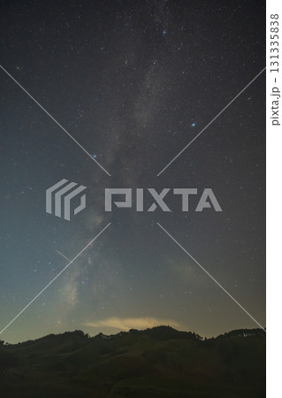 日本の兵庫県の砥峰高原の美しい自然の風景 日本の兵庫県の砥峰高原の美しい自然の風景 131335838