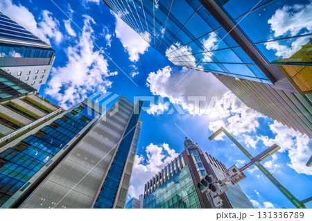 日本の東京都市景観 京橋の交差点や第一生命京橋キノテラスなどを望む 日本の東京都市景観 京橋の交差点や第一生命京橋キノテラスなどを望む 131336789