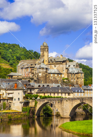 Estaing - one of the most beautiful picturesque villages in France. Aveyron department in the Occitanie region of Southern France 131337525