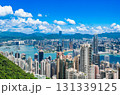 香港　ビクトリアピークから眺めるビクトリアハーバー 131339125
