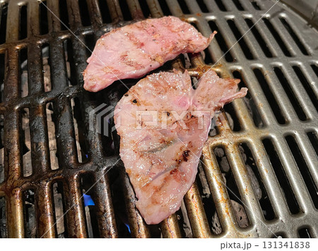 無煙ロースター 焼肉 豚かしら 131341838