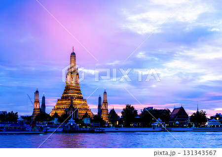 ワットアルン　夕景 131343567