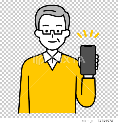 スマートフォンを手に持って見せる年配の男性 スマートフォンを手に持って見せる年配の男性 131345781