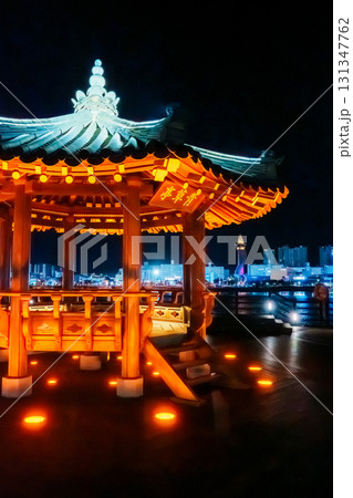 Cheongchojeong Pavilion at Night, Cheongchoho Lake, Sokcho, South Korea Cheongchojeong Pavilion at Night, Cheongchoho Lake, Sokcho, South Korea 131347762