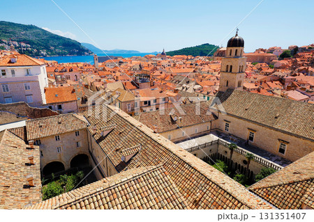 ドゥブロブニク 城壁から見た旧市街 ドゥブロブニク 城壁から見た旧市街 131351407