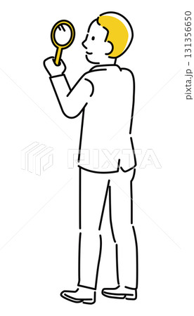 定番　伝わる 人物イラスト 虫眼鏡をもって注目している後ろ姿のスーツの男性 131356650