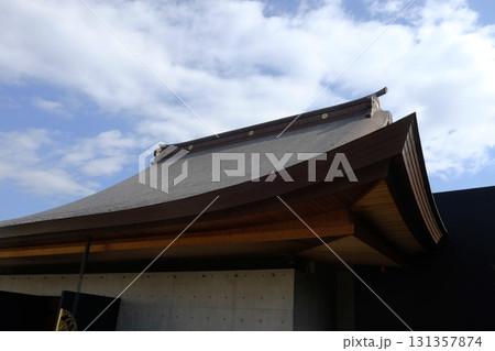 見事な屋根の傾斜が青空に映える善永寺 見事な屋根の傾斜が青空に映える善永寺 131357874