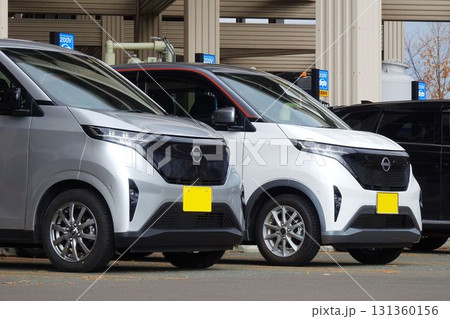 自動車イメージ　日産サクラ 131360156