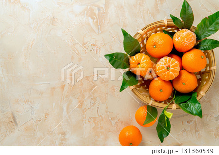 ビタミン豊富なフレッシュみかん 131360539