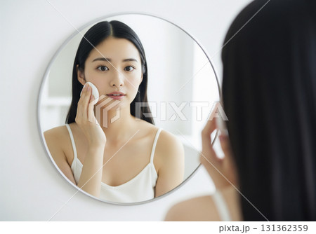 女性 ビューティー 美容 メイク スキンケア 女性 ビューティー 美容 メイク スキンケア 131362359